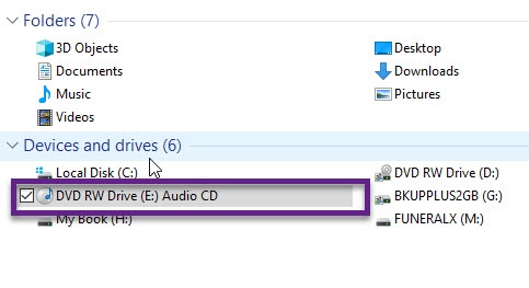 How to create a Media Player playlist from a CD in an external