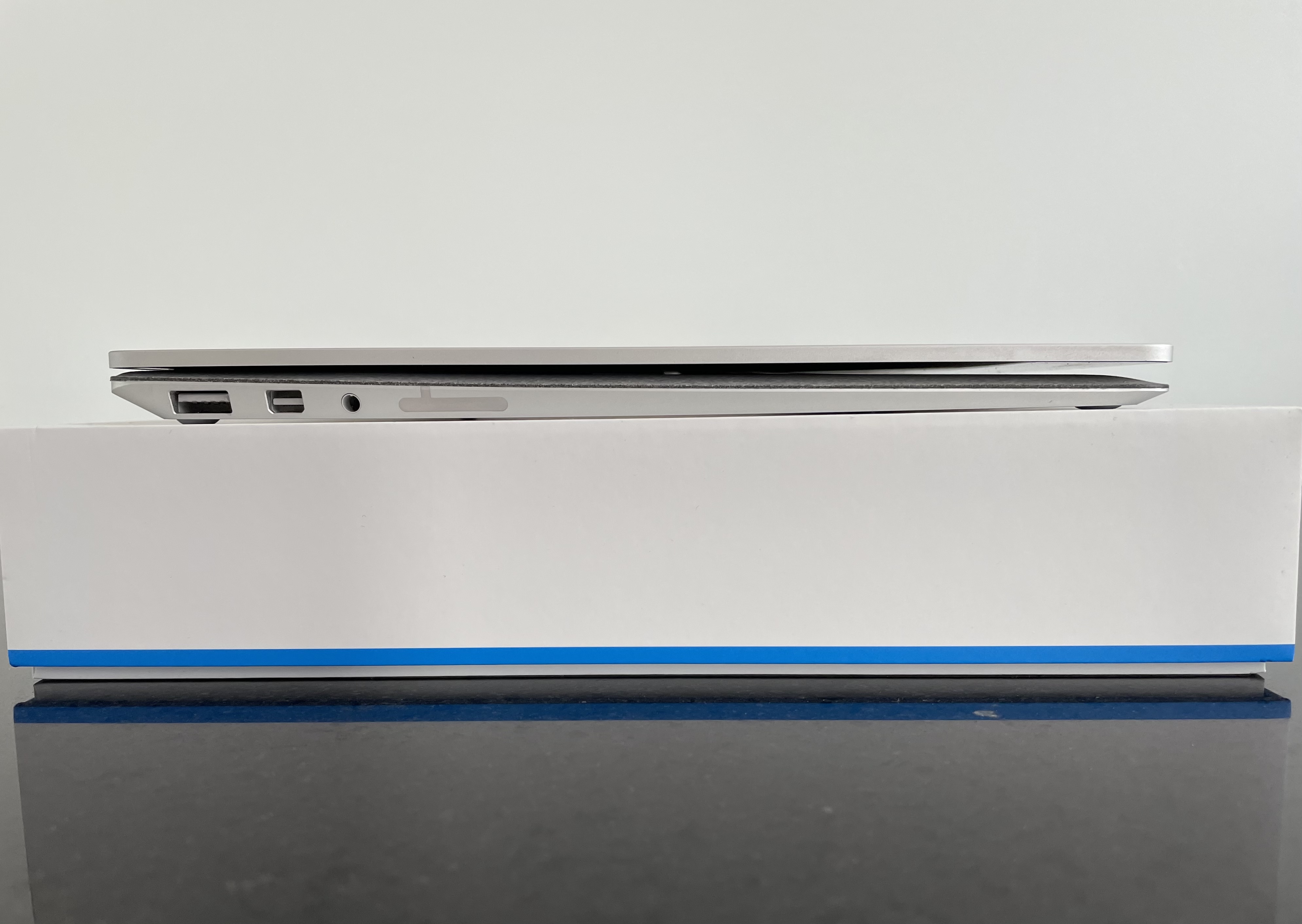 Surface Laptop 1st Gen - Akku bläht sich auf