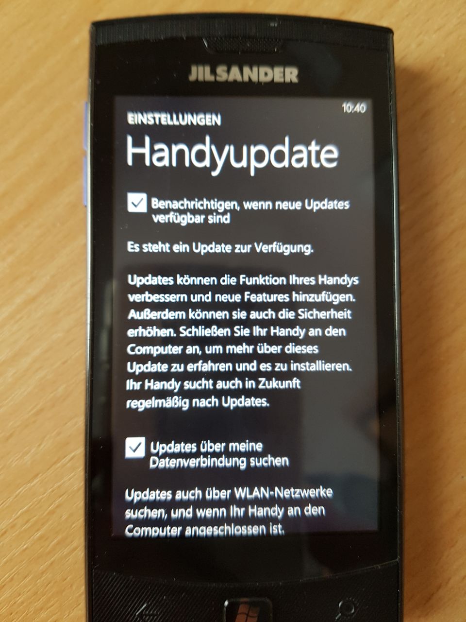 Windows Phone LG-E906 7.5 Jil Sander