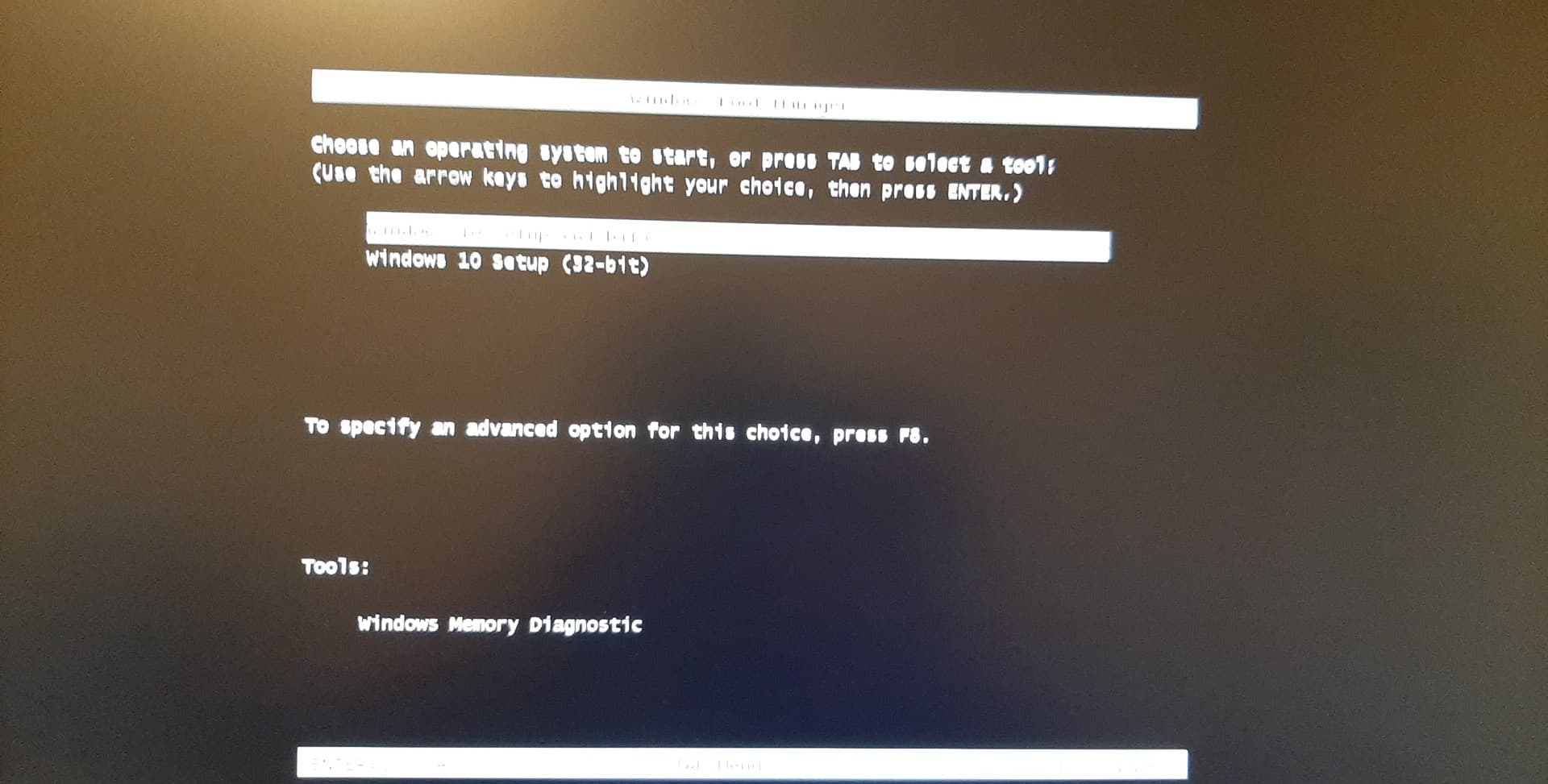 Trying to install Windows 12 on my new PC, gets stuck on Logo with