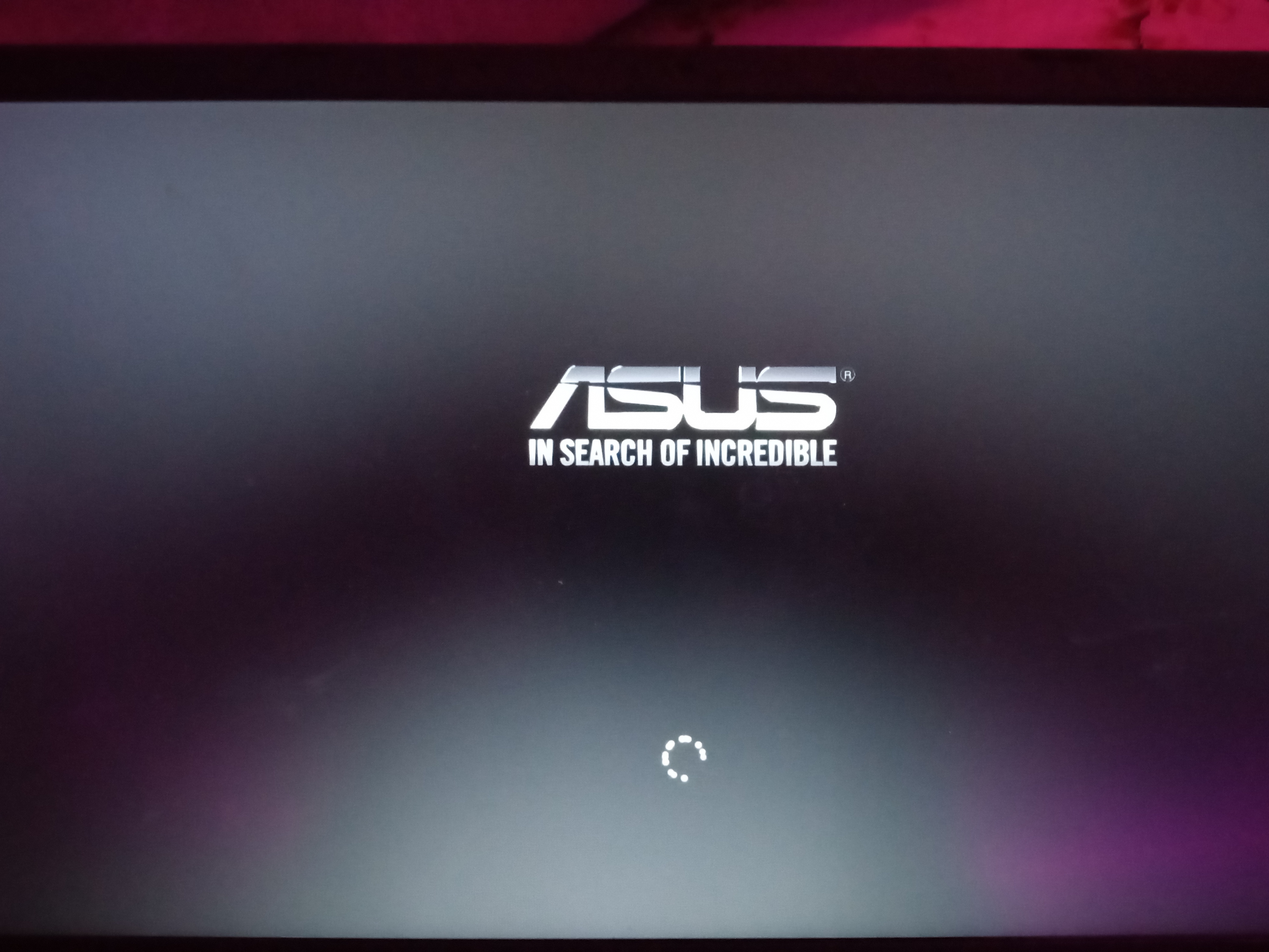 ASUS L510MA stuck on 