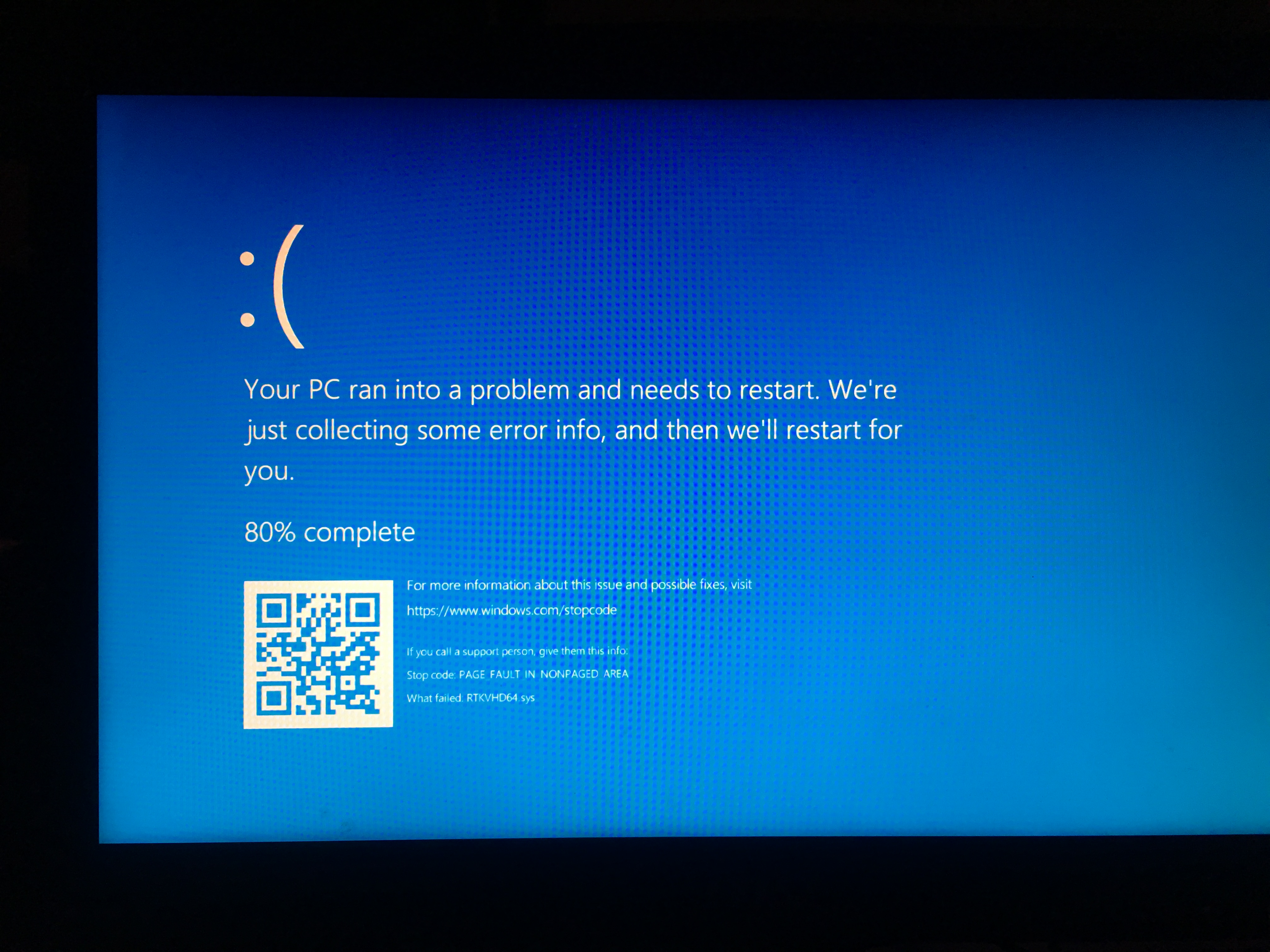 Blue Screen / Says Your PC Ran Into A Problem For No Reason ...