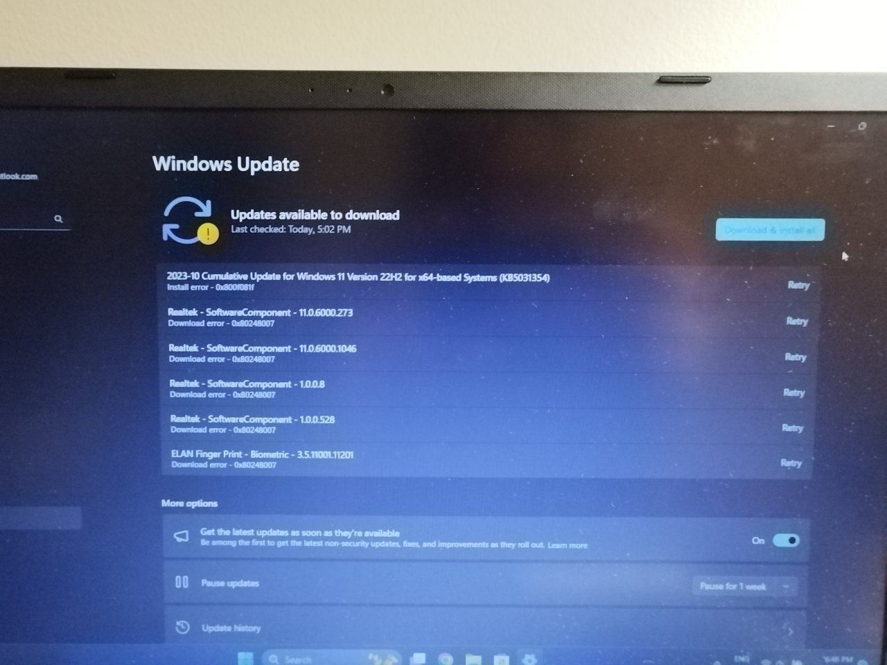 Can't update after installing tiny 11 - Microsoft Community