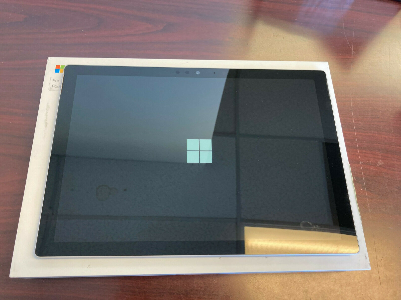 Microsoft Surface Pro 2017 Does Not turn On and Stays Stuck At 