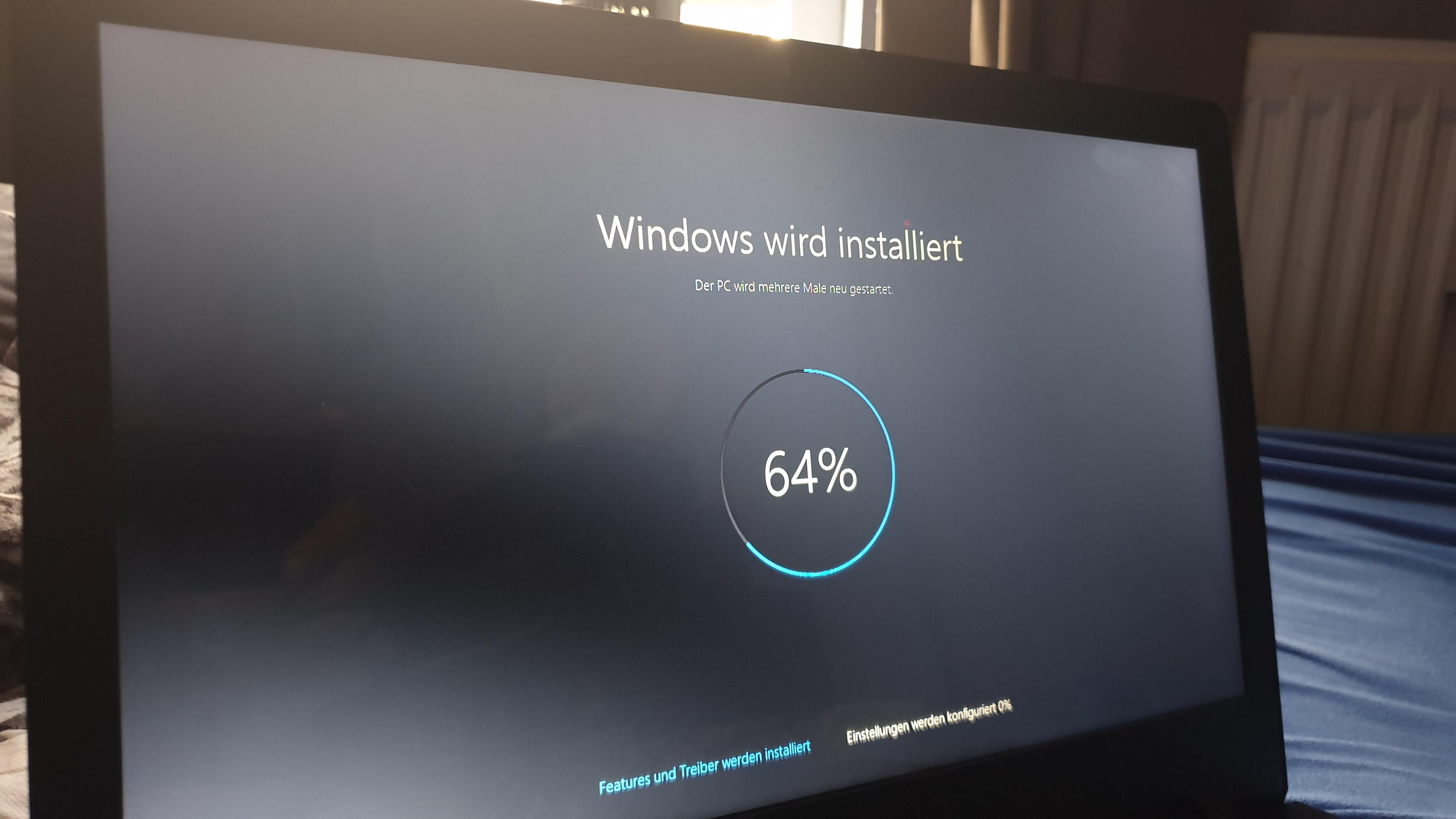 Win 10 Werkeinstellungensreset hängt seit 24h