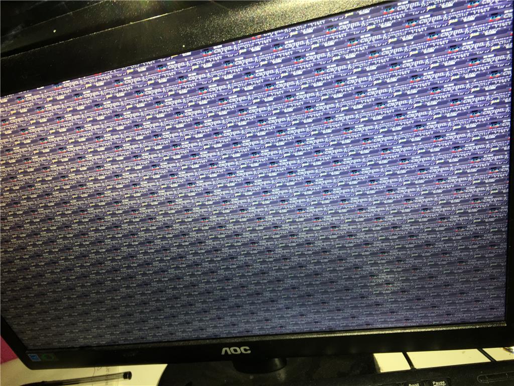 computer screen glitch