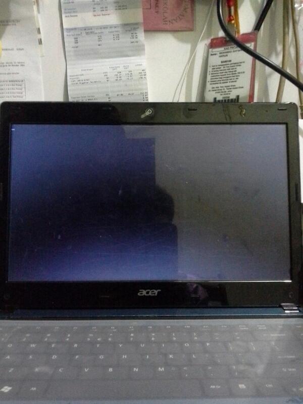 Acer aspire 4752g window 10 has turn to black screen with blinking