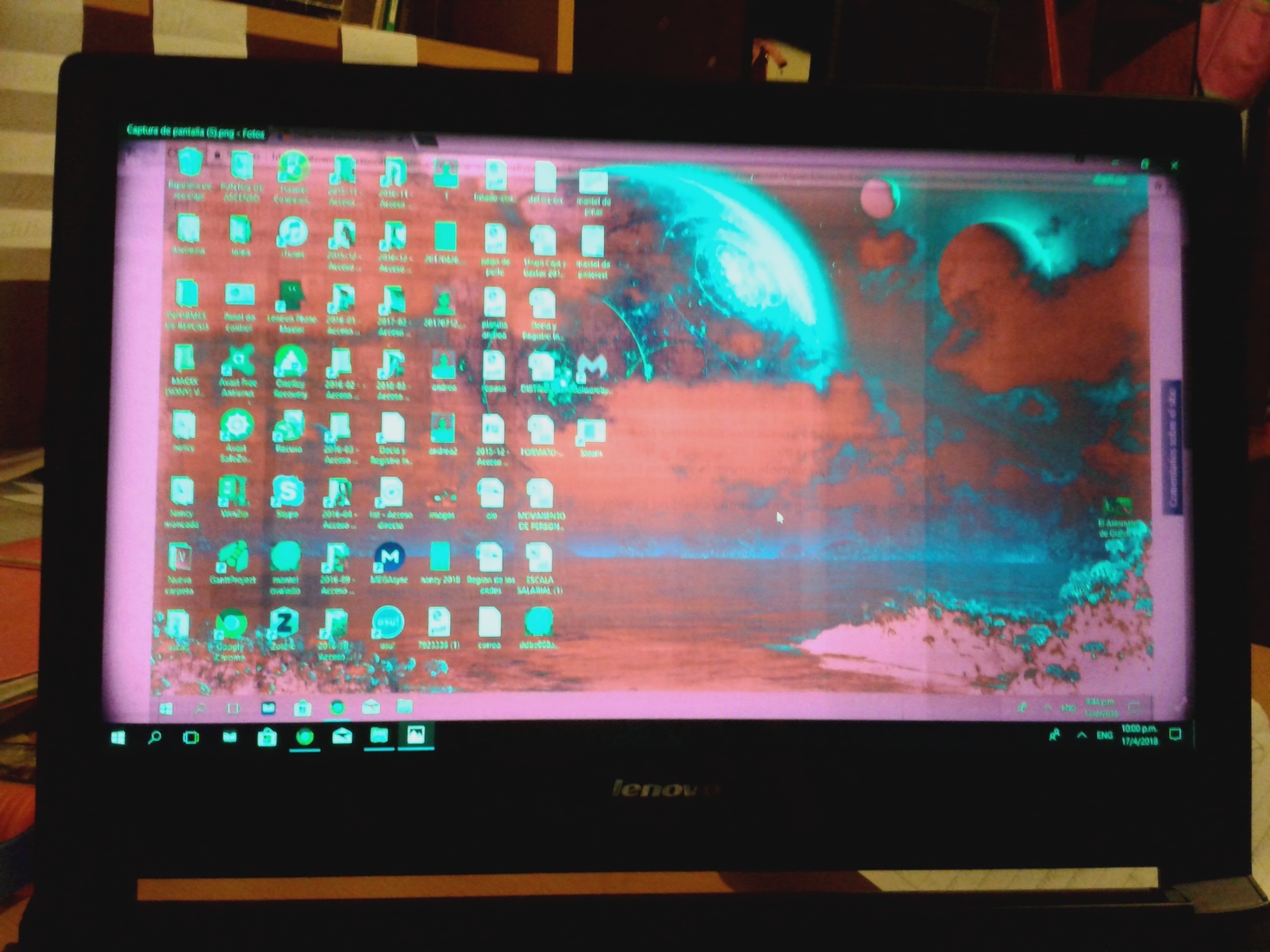 Mi pc pone mi monitor en cuadros al inicio de windows, o cuando - Microsoft  Community