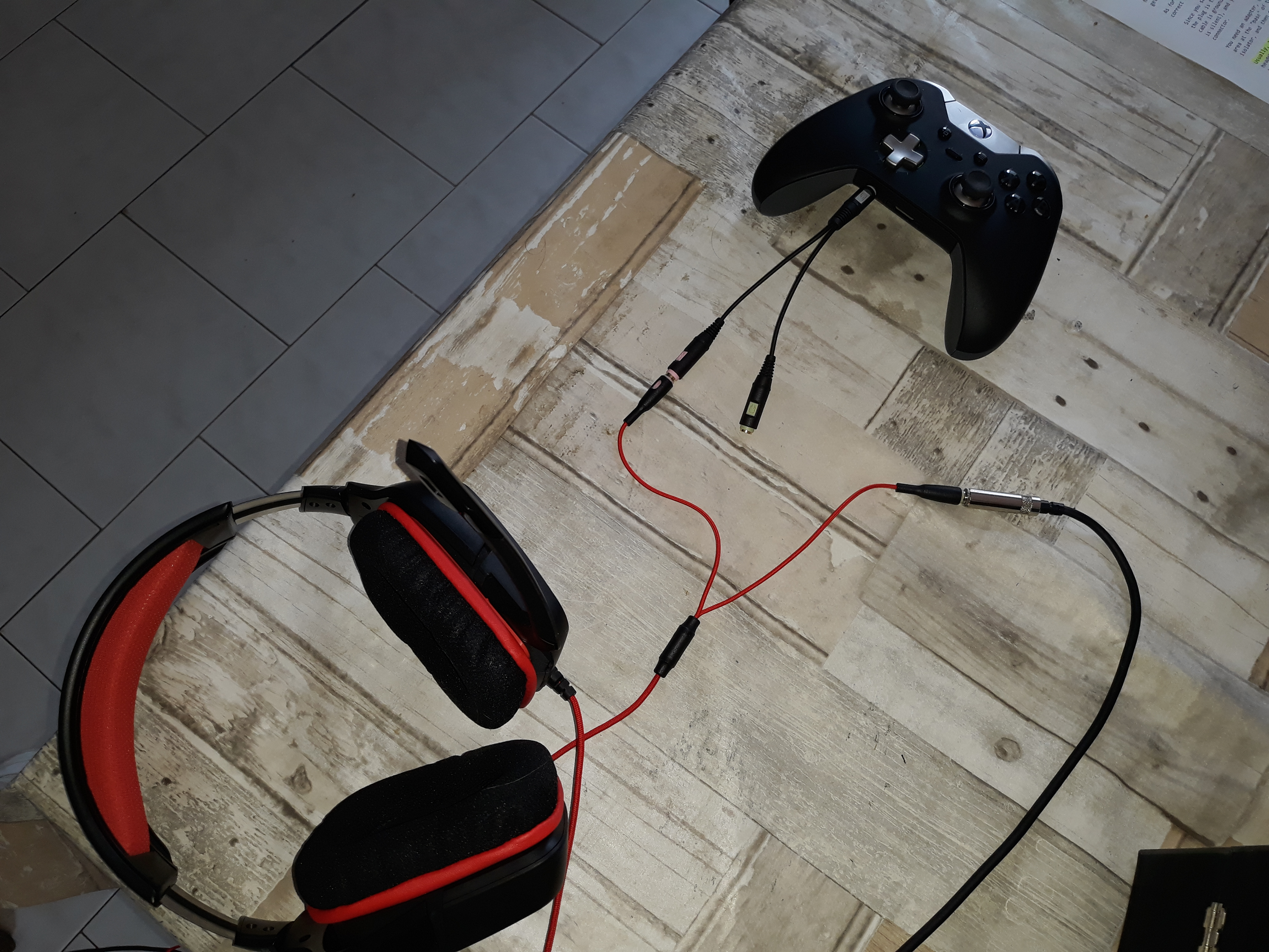 xbox one separate mic and headphones