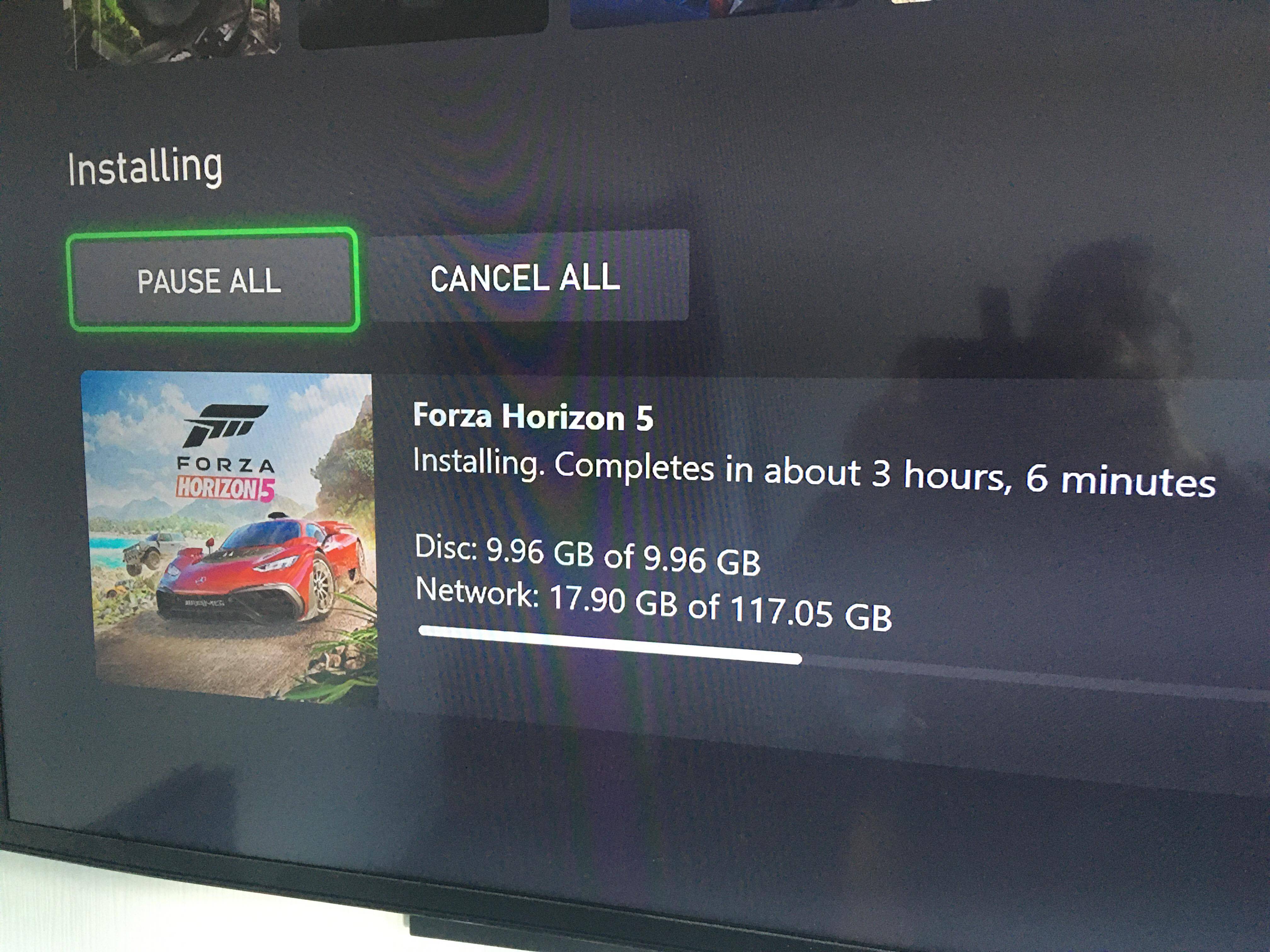 Forza horizon 5 has a 89.17 gigabytes download even though i have the disk,  can anyone tell my why it's happening? : r/xbox