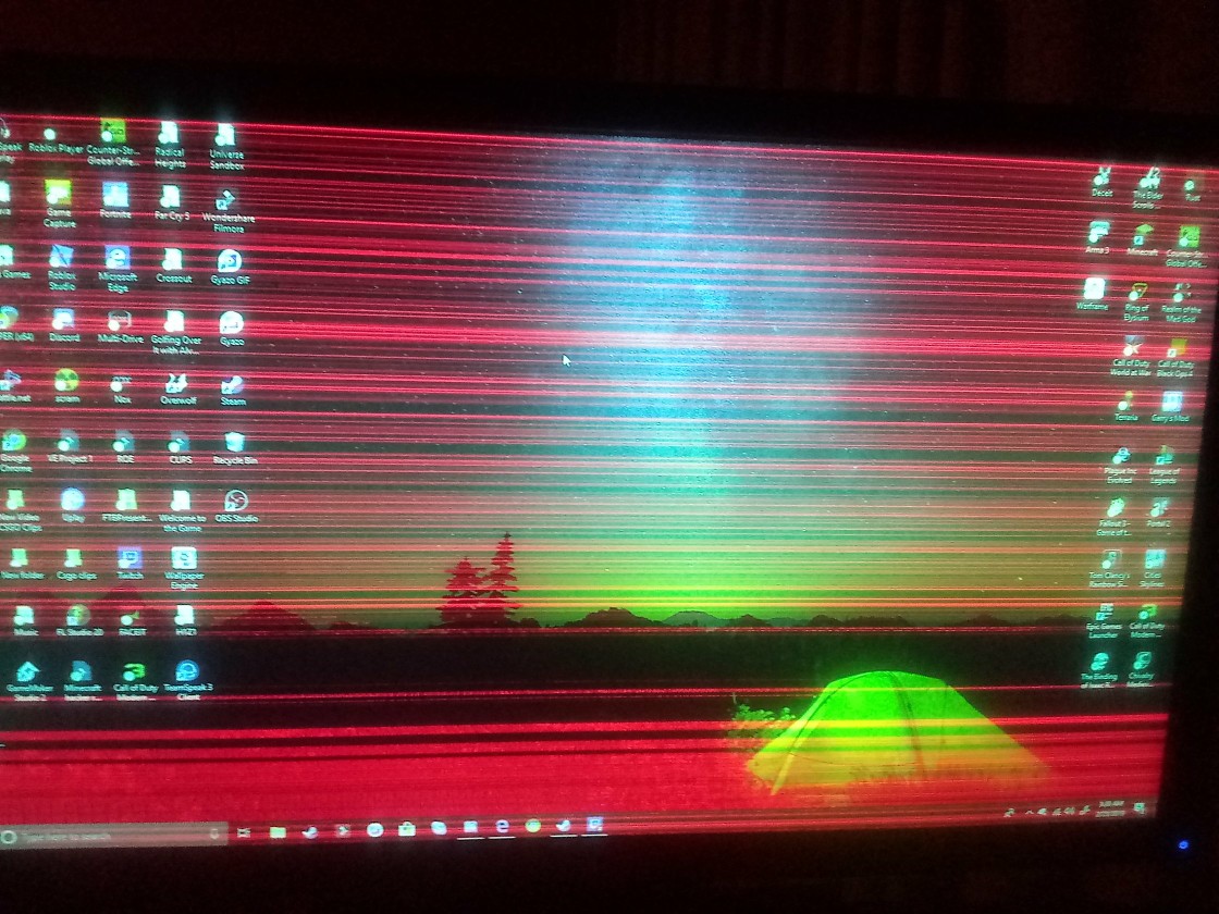 horizontal red on screen - Microsoft Community