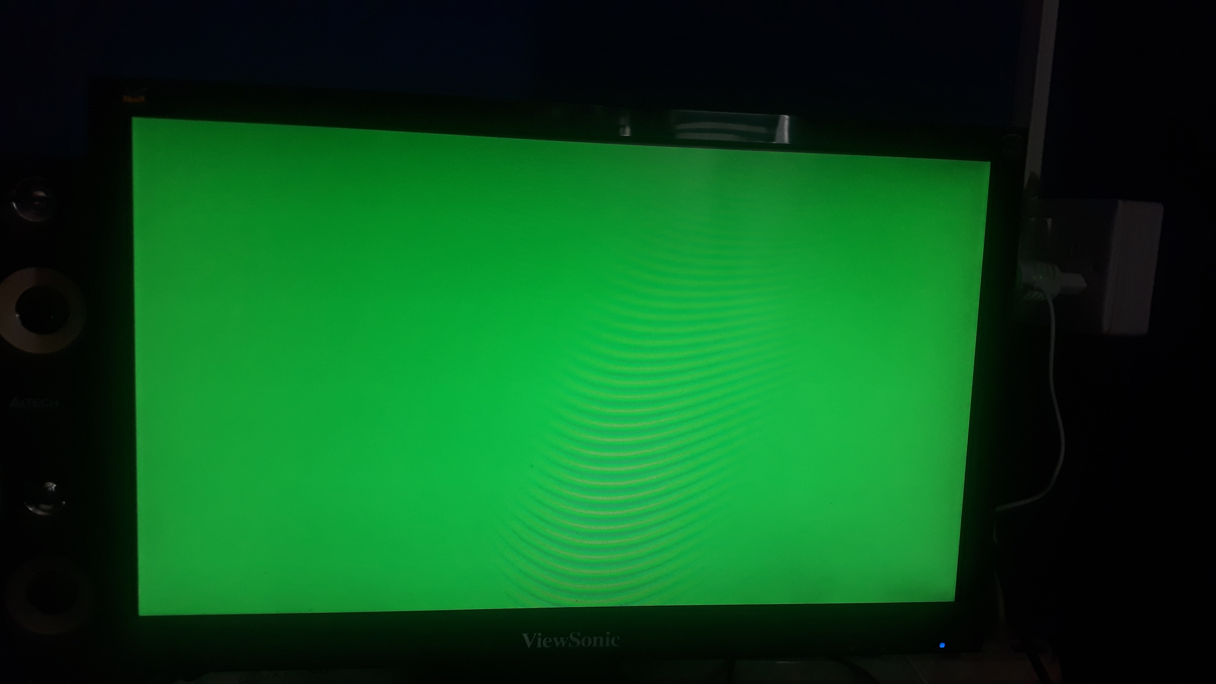 Different Colour flashing on screen when pc starts - Microsoft Community