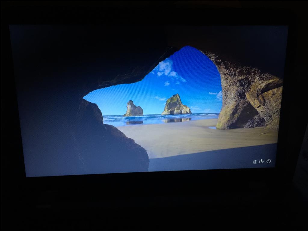 Windows 10 Login Screen Not Appearing