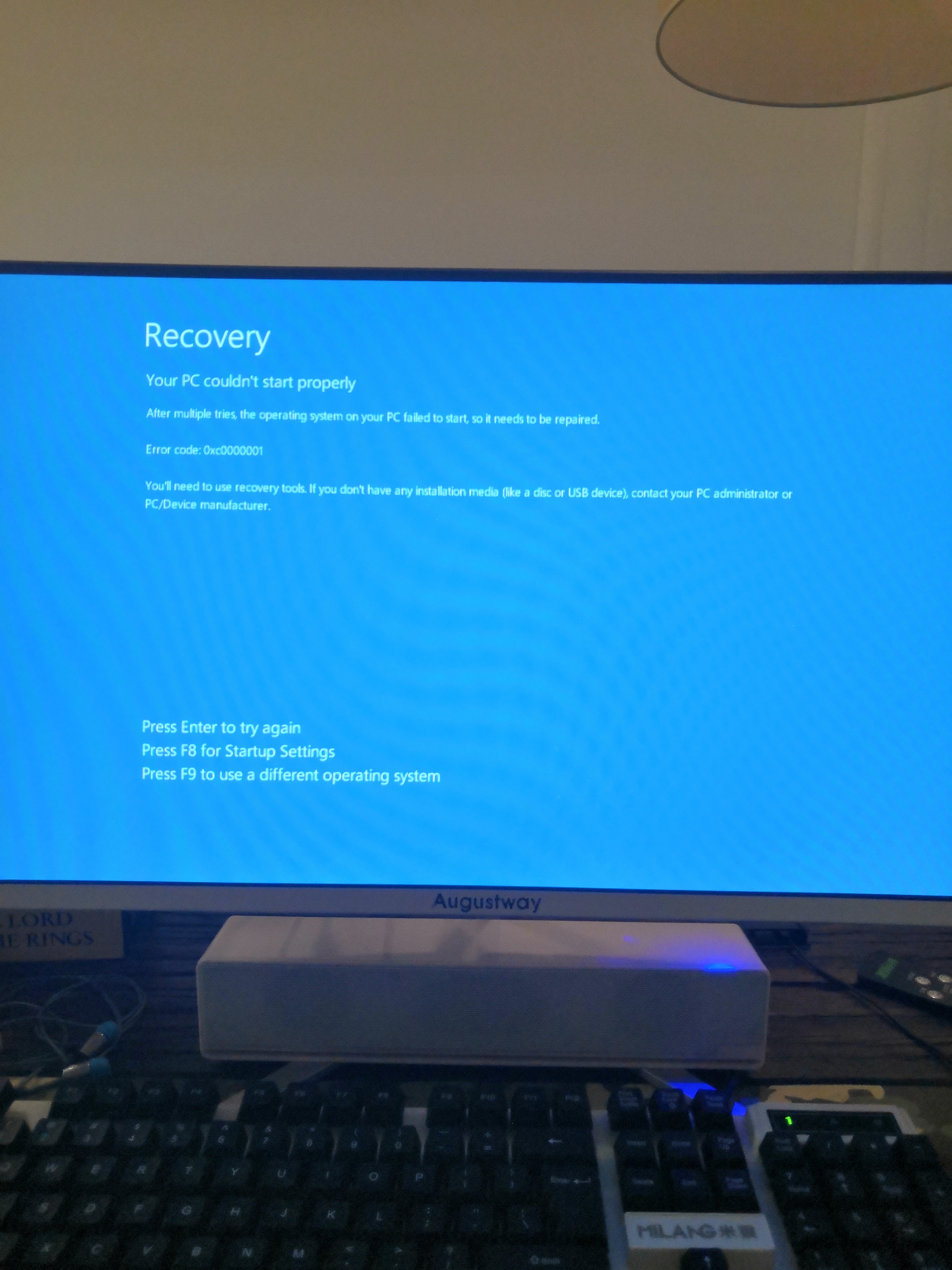 Windows 10 Won T Boot Passed Startup Screen Microsoft Community