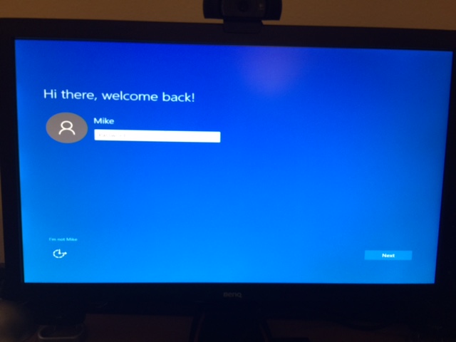 Windows 10 Stuck At Login Screen Microsoft Community