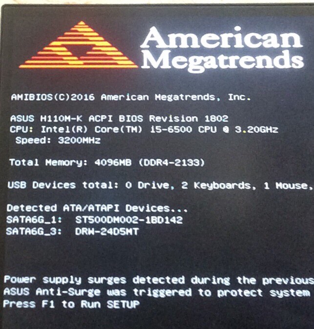 Hardware failure detected. Press f1 to Run Setup при включении. Detected Ata/ATAPI devices. AMIBIOS 686 C 2000 American MEGATRENDS r68944. Detected Ata/ATAPI devices появилось при загрузке.