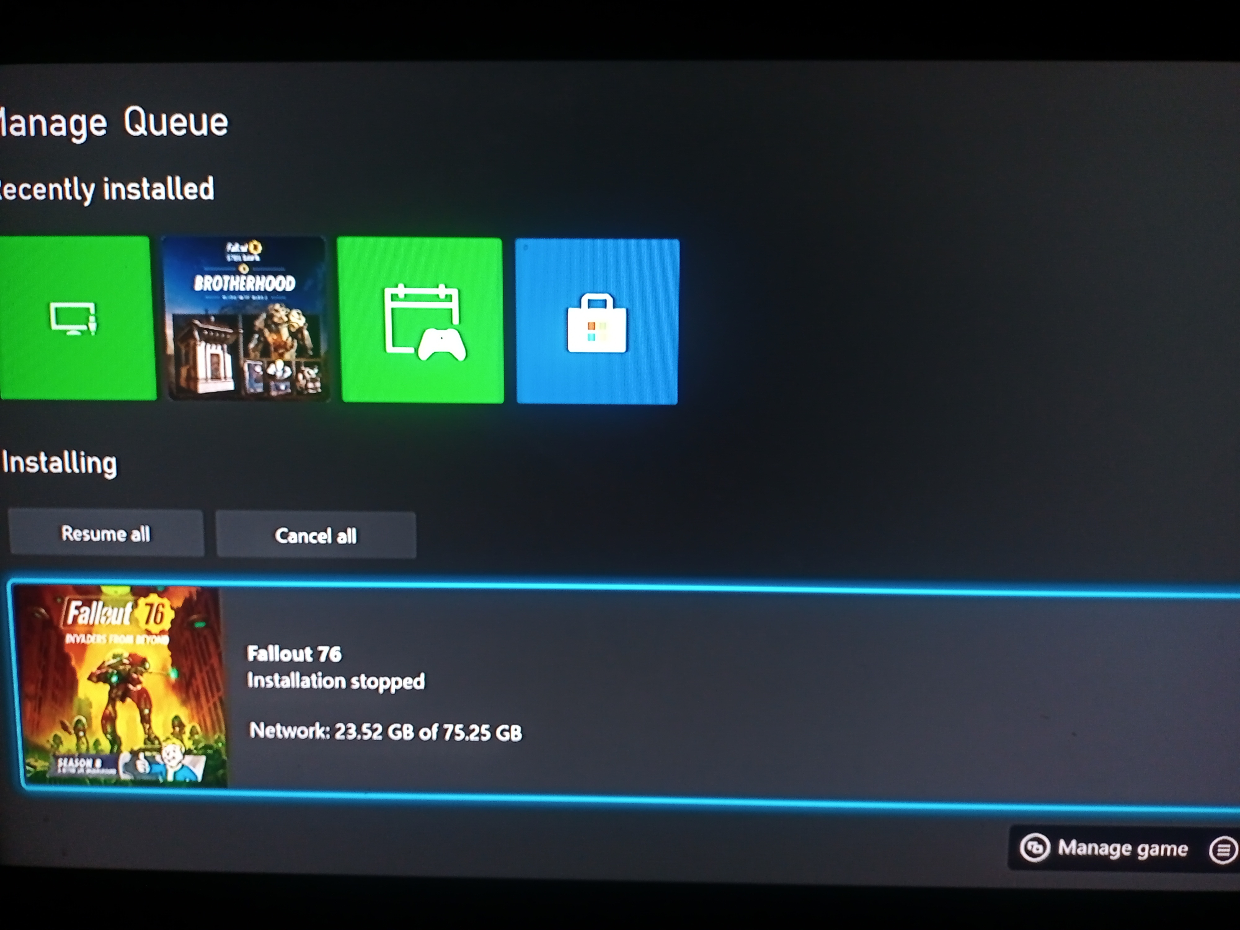 Xbox game on sale stops installing