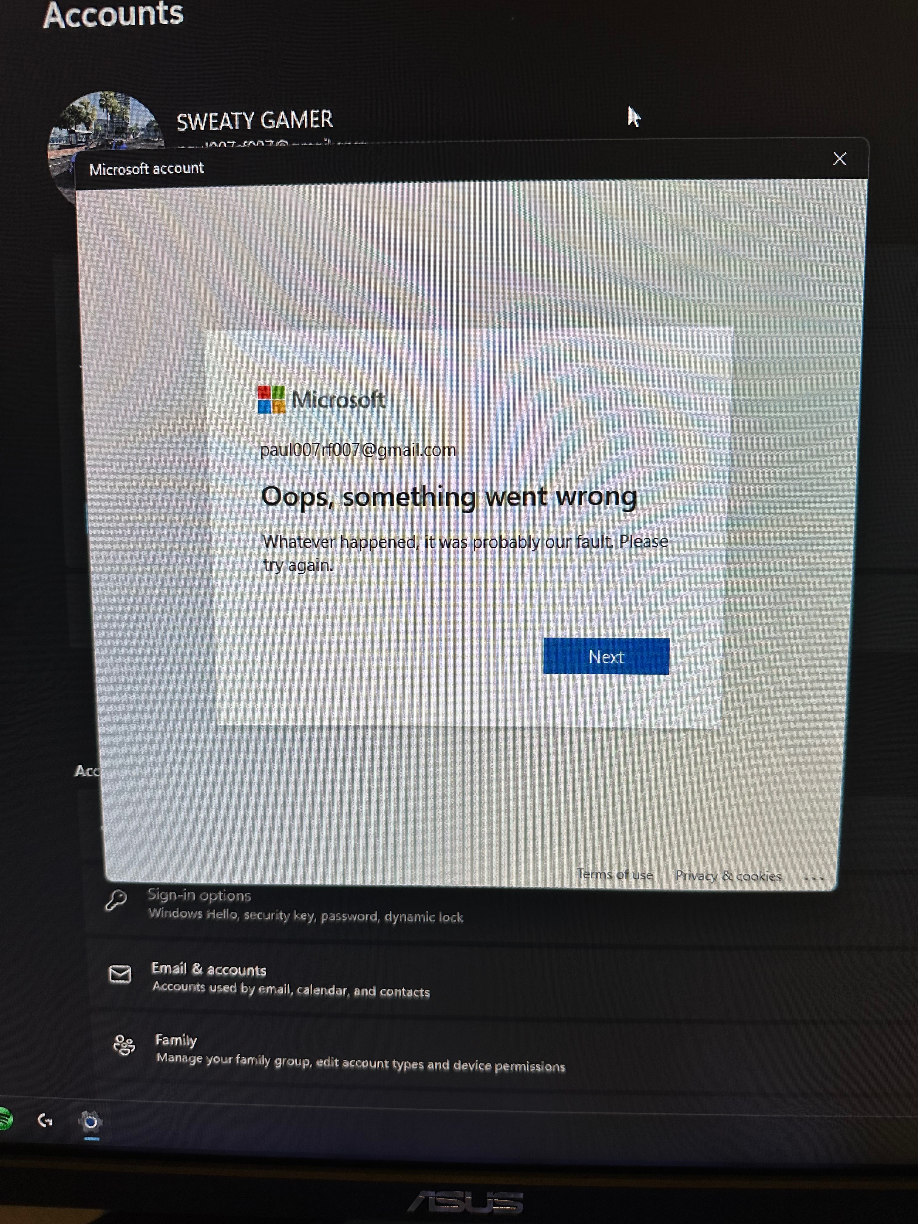 Wrong microsoft account on new pc - Microsoft Community