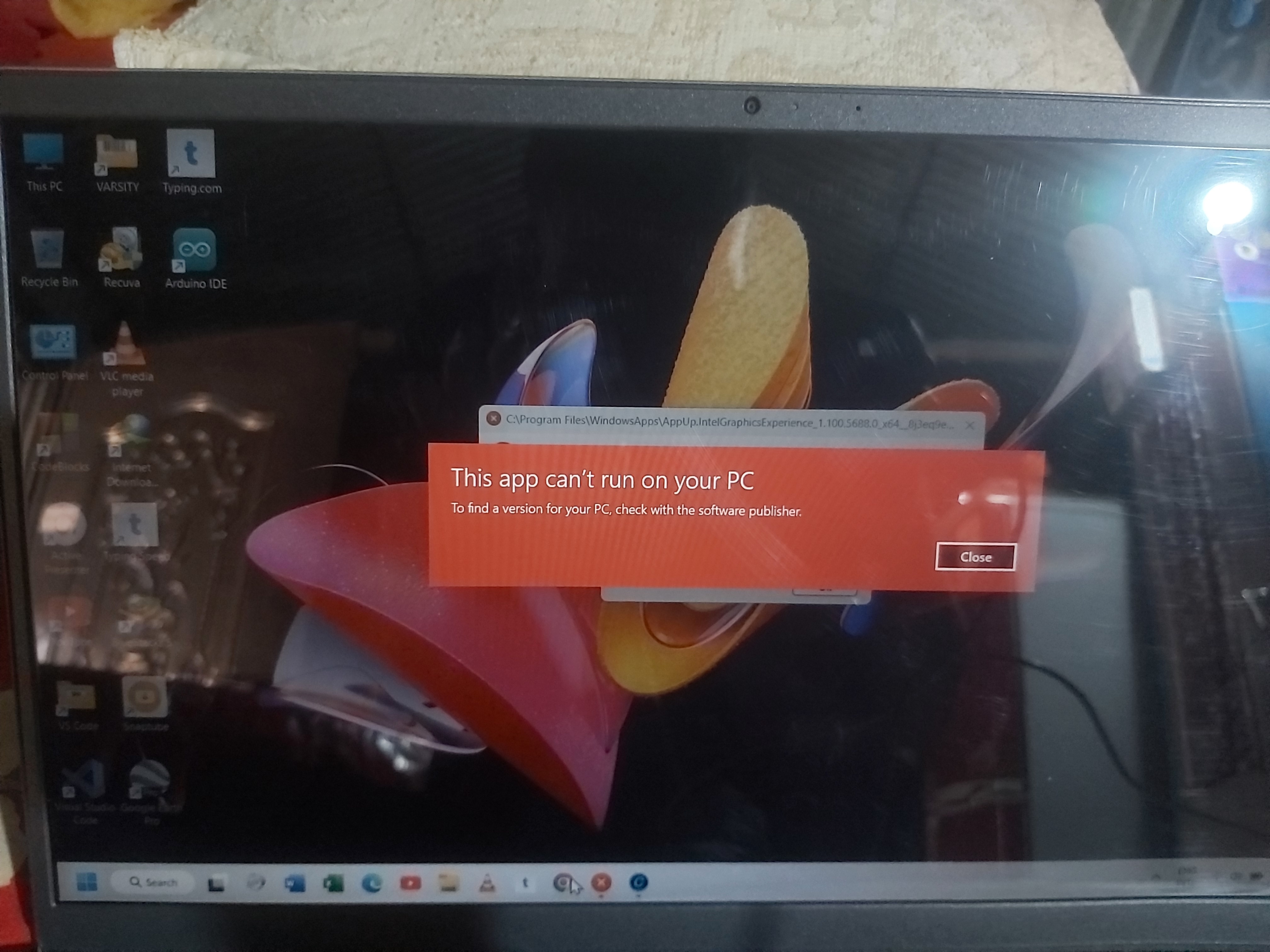 WhatsApp on Desktop keeps logging out and require sign in each time it