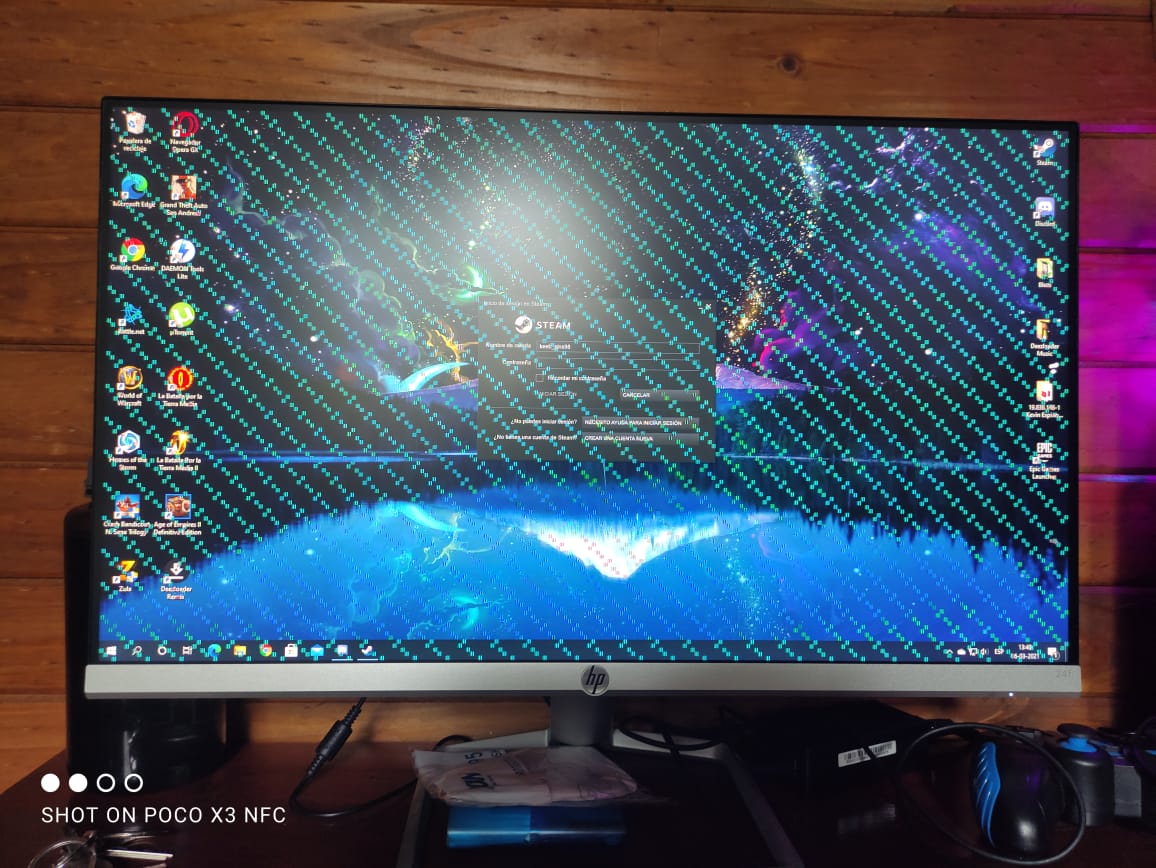 Monitor de ordenador con Windows 10, en el que aparece la pantalla