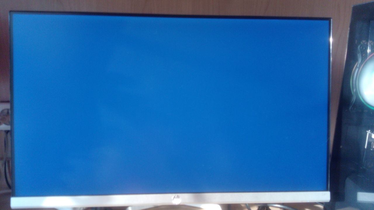 Пустой Голубой экран при установке Windows 10 С флешки - Сообщество  Microsoft