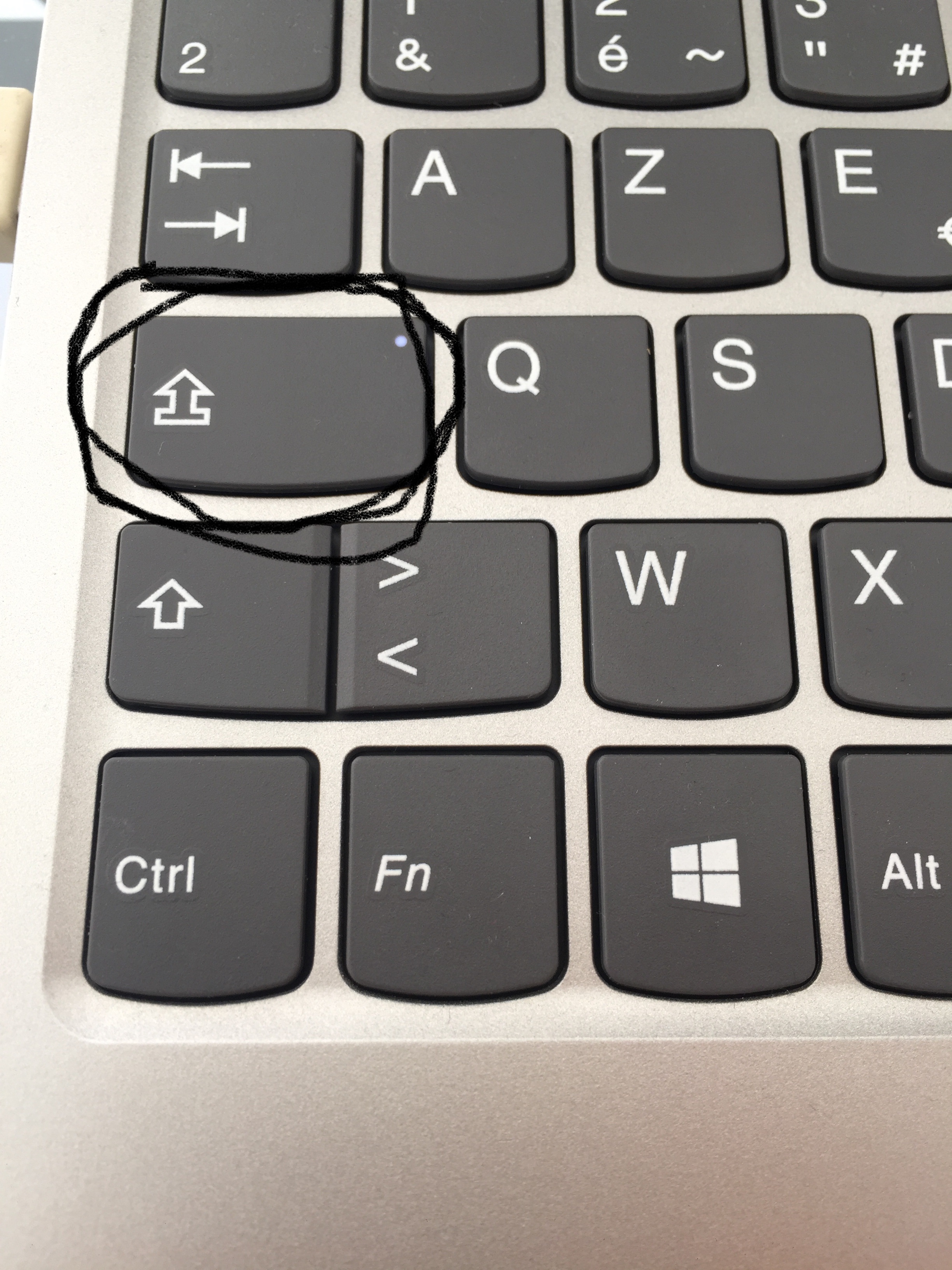 à maj clavier - bouton maj clavier