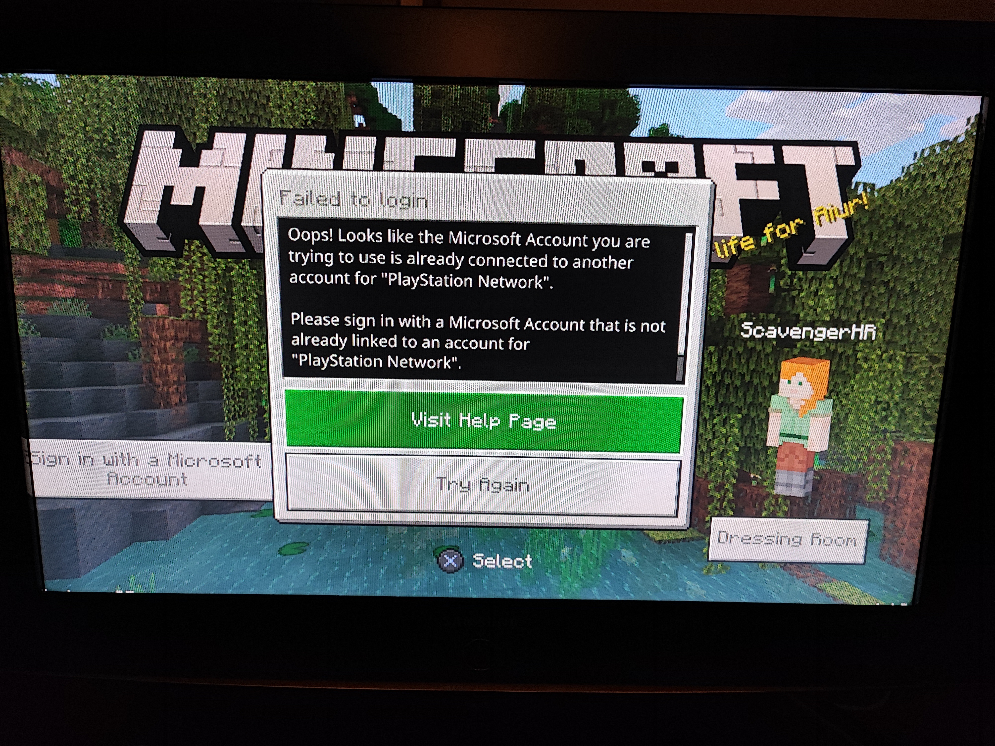 I can't download Minecraft on PS5, can anyone help? More info in