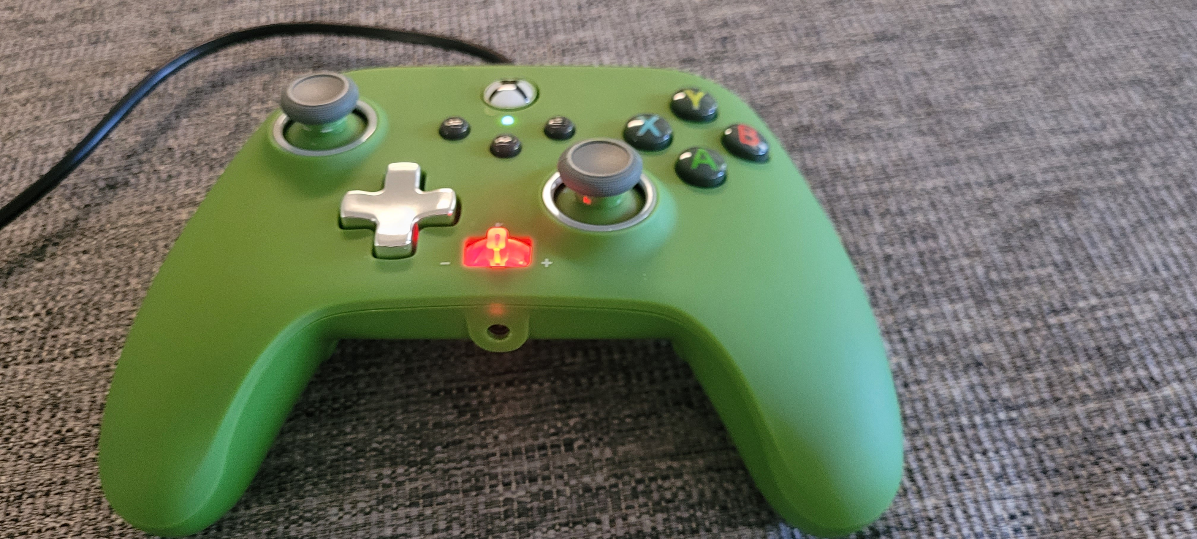 New xbox one controller headphone online jack