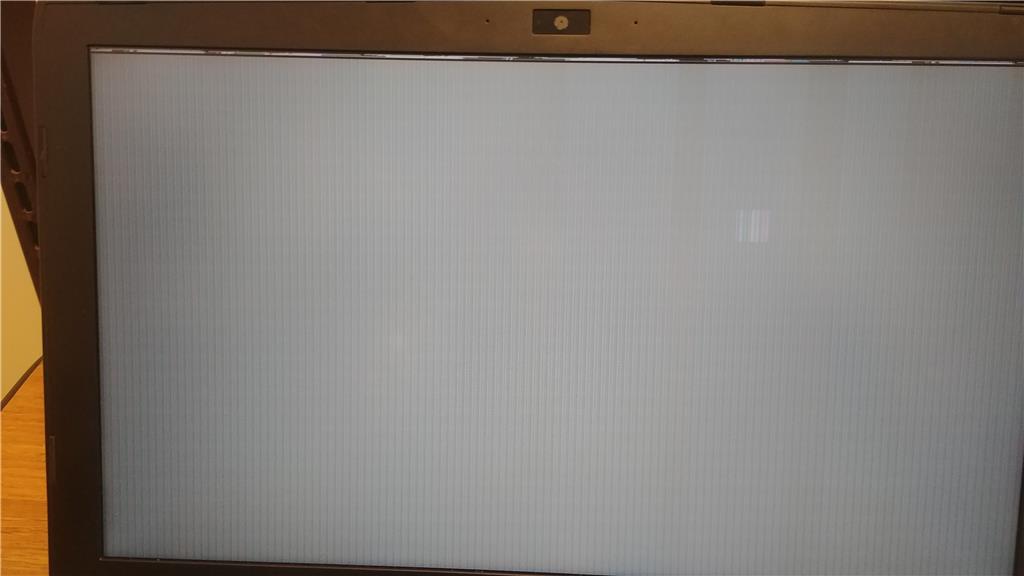 Entire screen bugs out and flickers after closing laptop Can