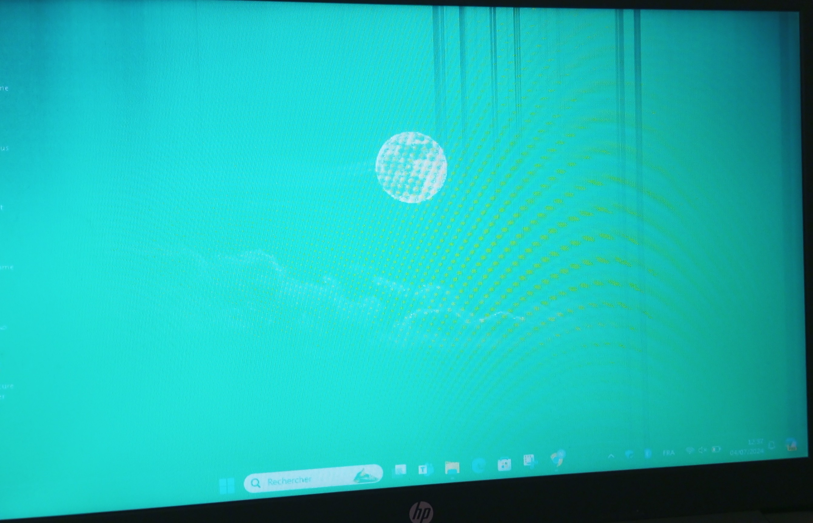 How to fix green tint screen on my laptop? - Microsoft Community