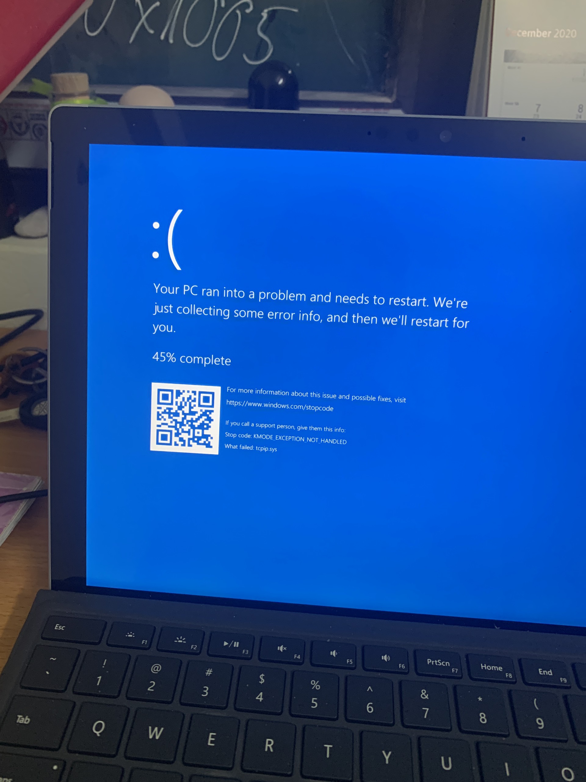 Surface Pro 9: Your PC ran into a Problem and needs to restart