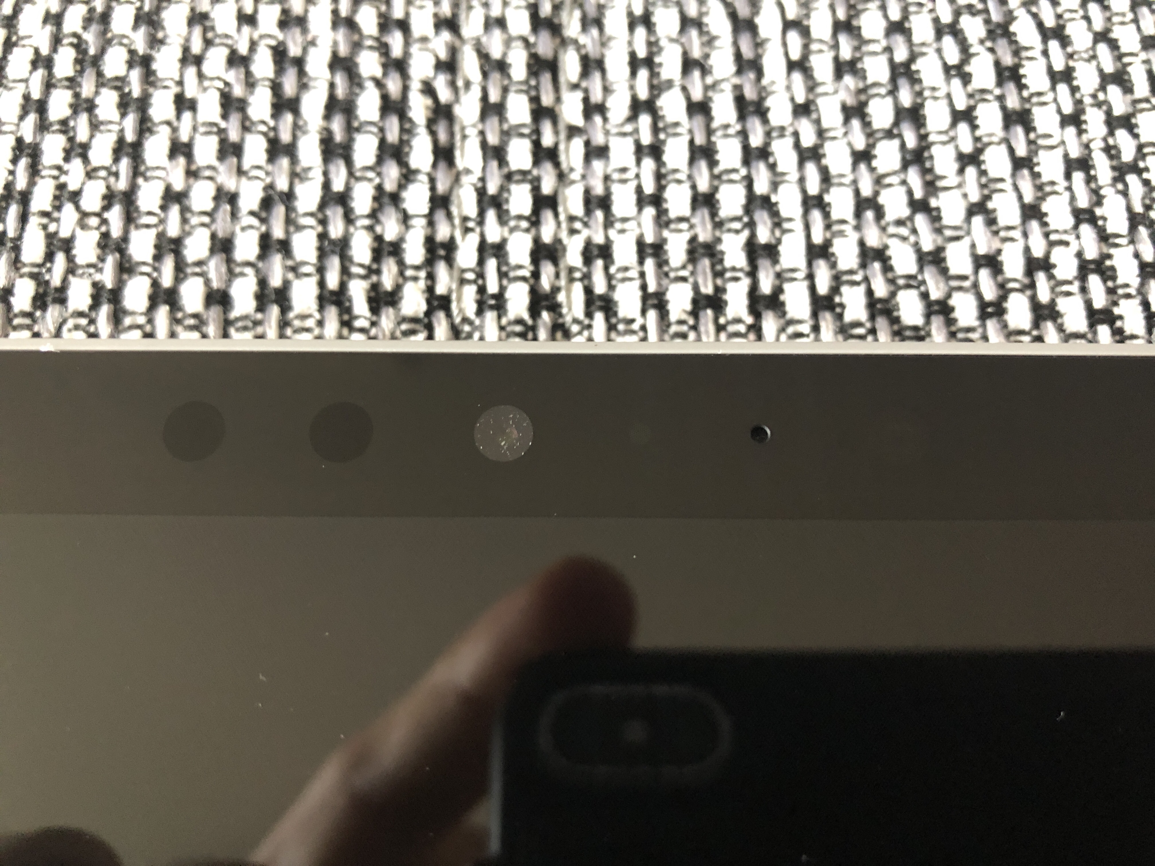 Surface Pro miese Verarbeitungsqualität.