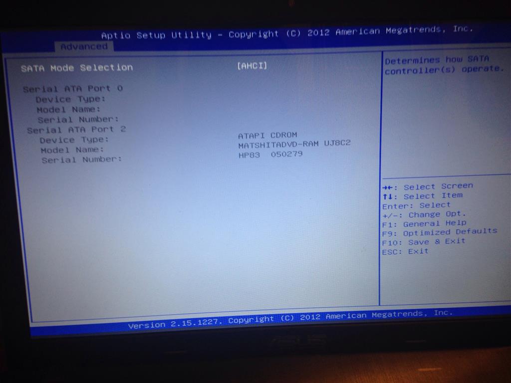 Uefi не видит жесткий. Aptio Setup Utility UEFI Boot. Aptio Setup Utility Toshiba. BIOS Setup UTI. Aptio Setup Utility Copyright c 2012 American MEGATRENDS Inc настройка.