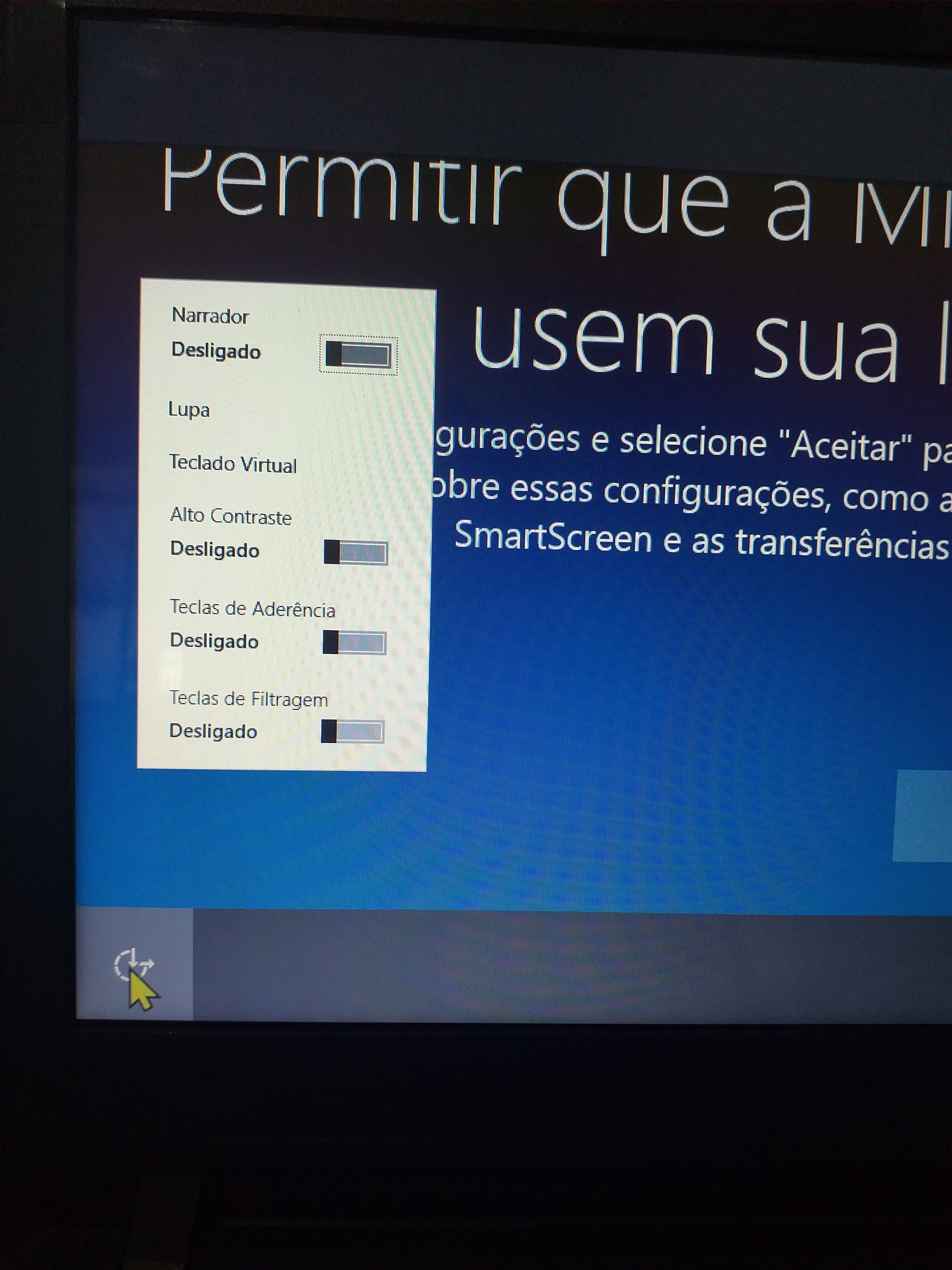 O meu Windows trava do nada, e só volta reiniciando no botão. Como -  Microsoft Community